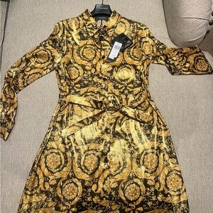 BRAND NEW AUTHENTIC BAROCCO VERSACE GIRL'S Shirt DRESS. Gold/black. MSRP $710